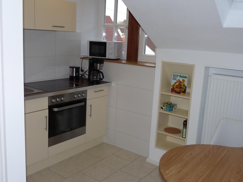 Gaestehaus "Unsere Stadtvilla" Hechingen Habitación foto