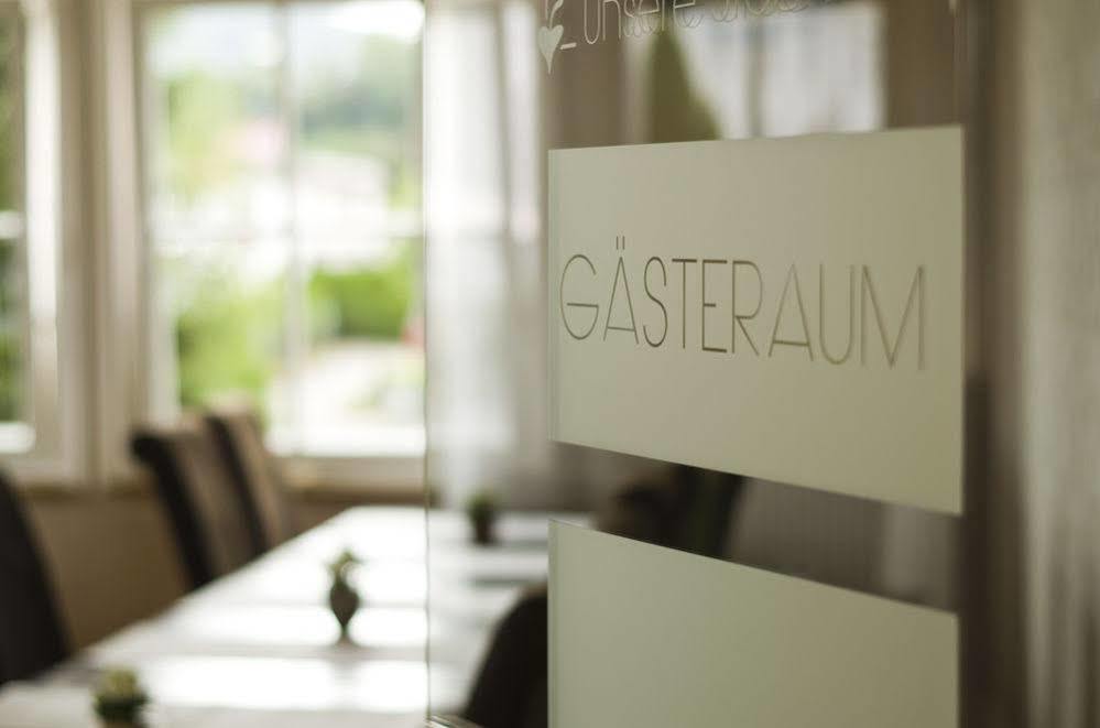 Gaestehaus "Unsere Stadtvilla" Hechingen Exterior foto